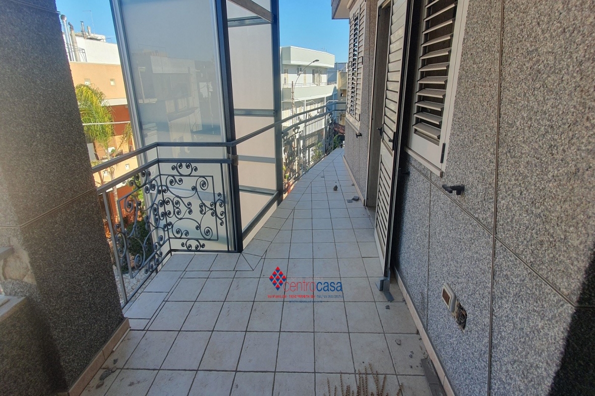12 balcone.jpg